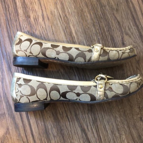 Vintage Coach loafers, gold/brown with gold hardware, size 9 - Picture 7 of 15